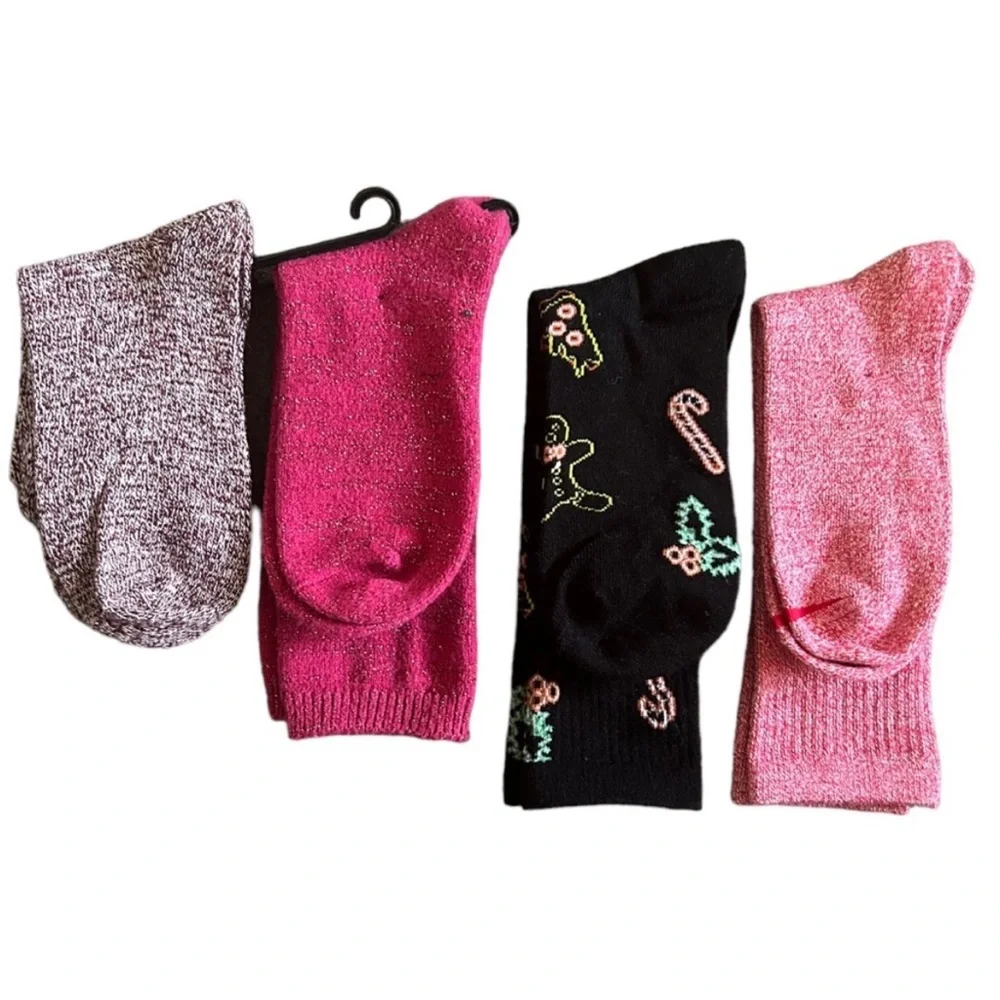 NEW Women’s Nordstrom Holiday Sock Bundle